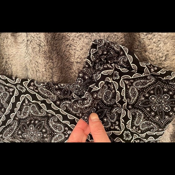 Black and White Patterned Joggers - Picture 5 of 5